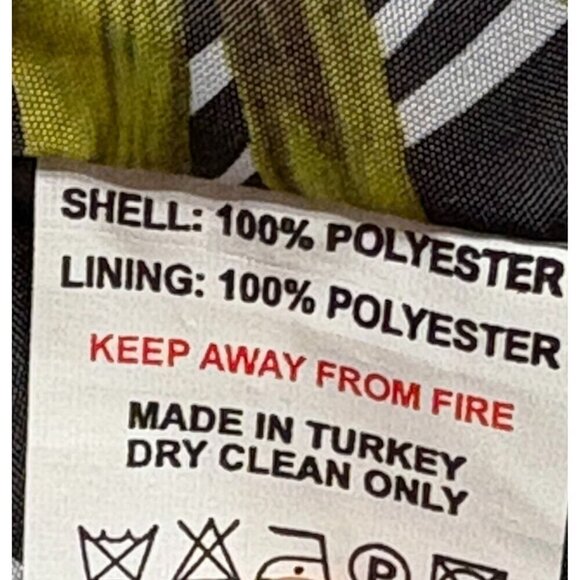 Isle Faux Fur Black Coat Textured Women's Medium Dressy Formal Goth - Picture 9 of 9